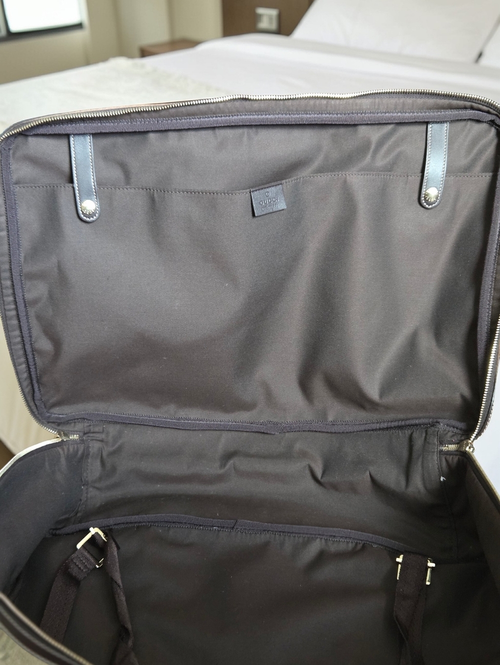 Authentic Gucci GG Supreme Travel Suitcase - Picture 9 of 14